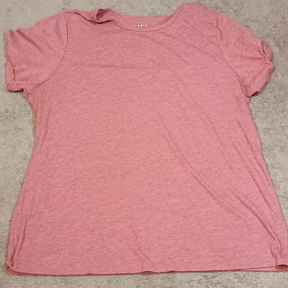 Torrid T Shirt Womens 2X Size 2 Terracotta Classic Fit Crewneck Short Sleeve Cas